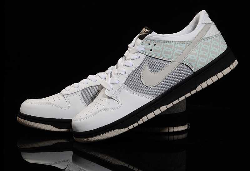 nike dunk low en stock pas cher foot locker